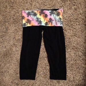 ‼️PINK cropped leggings‼️